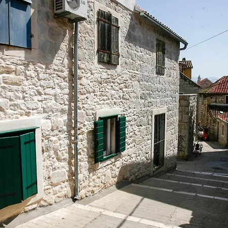 Apartman Lucy Lu *